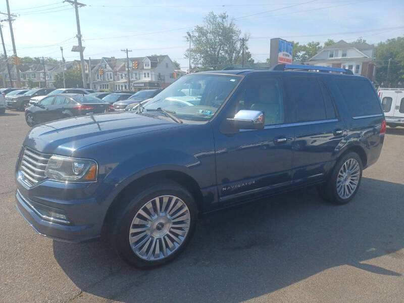 2017 Lincoln Navigator Select