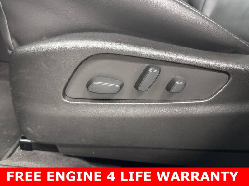 2022 Cadillac XT4 Premium Luxury