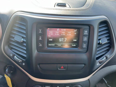 2017 Jeep Cherokee Sport Altitude