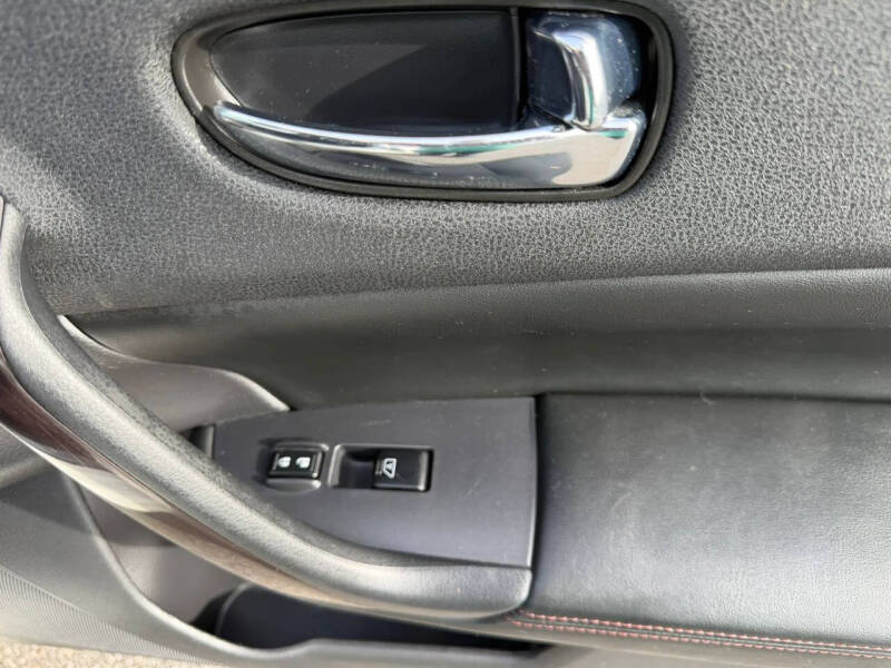2012 Nissan Maxima