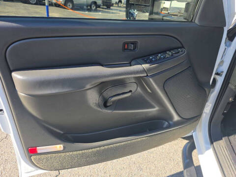 2004 Chevrolet Silverado 3500 LS