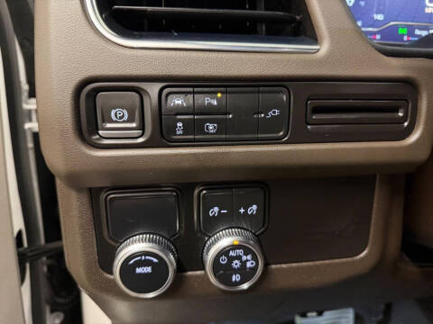 2022 GMC Yukon XL SLT