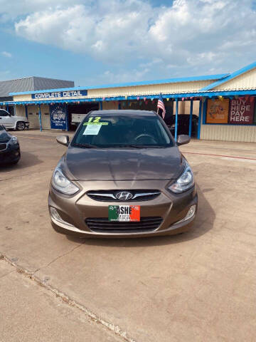 2012 Hyundai Accent SE