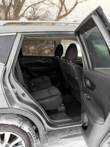 2017 Nissan Rogue SV