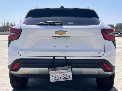 2025 Chevrolet Trax LT