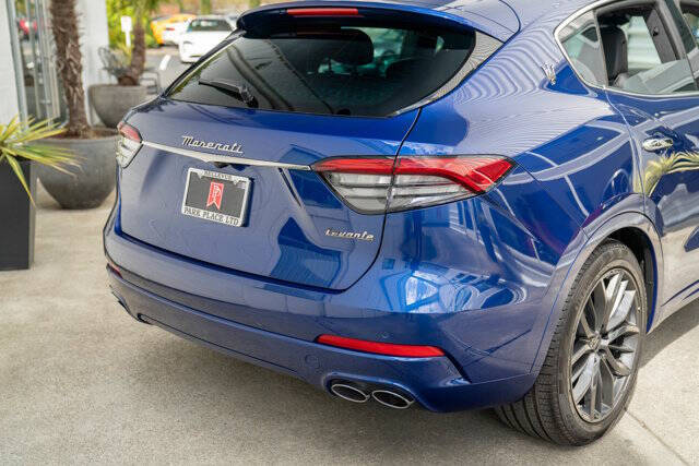 2024 Maserati Levante 8