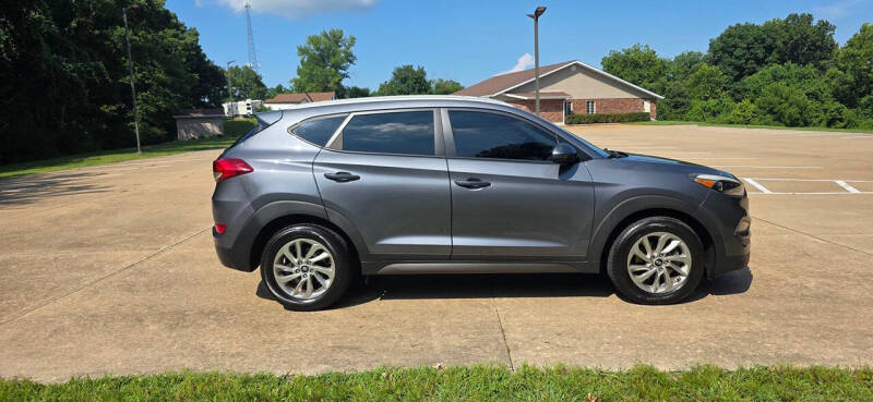 2016 Hyundai Tucson SE