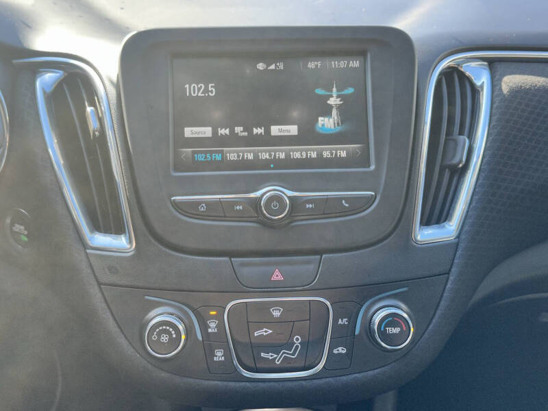 2017 Chevrolet Malibu LT