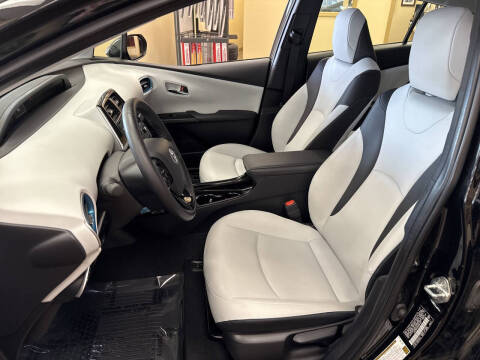 2022 Toyota Prius XLE AWD-e