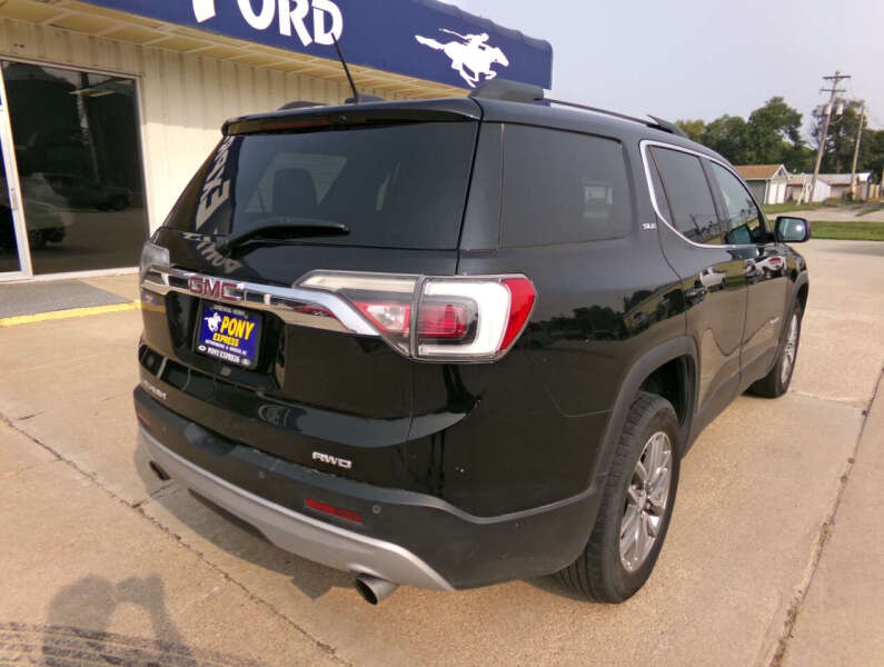 2018 GMC Acadia SLE-2
