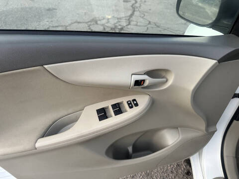 2009 Toyota Corolla LE