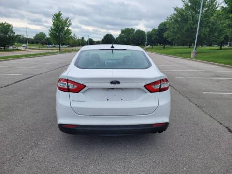 2015 Ford Fusion S