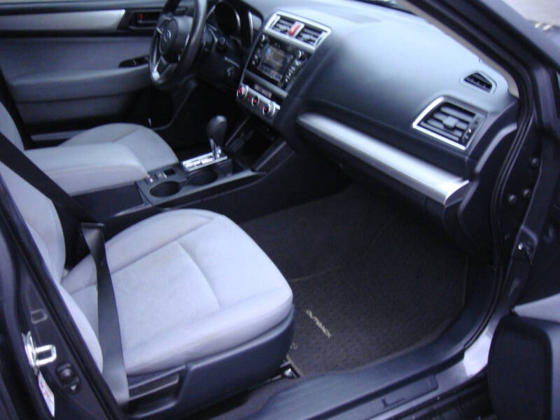 2018 Subaru Outback 2.5i