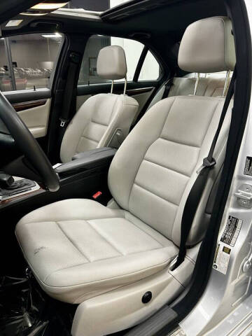 2010 Mercedes-Benz C-Class