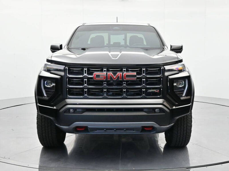 2024 GMC Canyon AT4