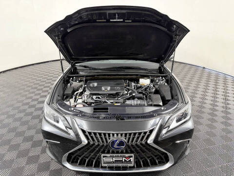 2022 Lexus ES 300h