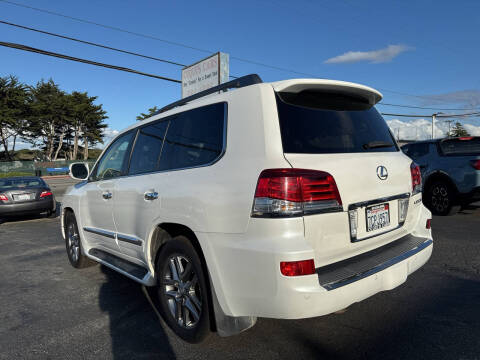2013 Lexus LX 570