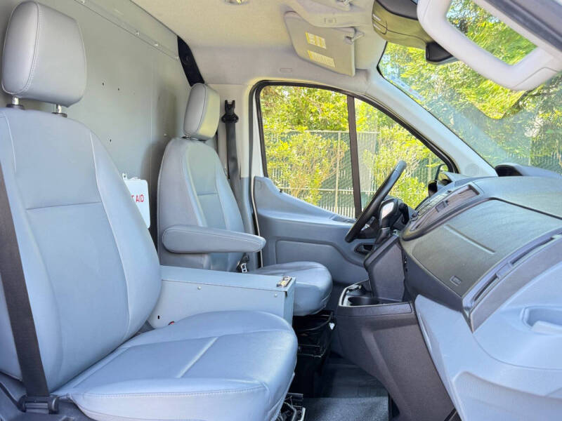 2017 Ford Transit 250