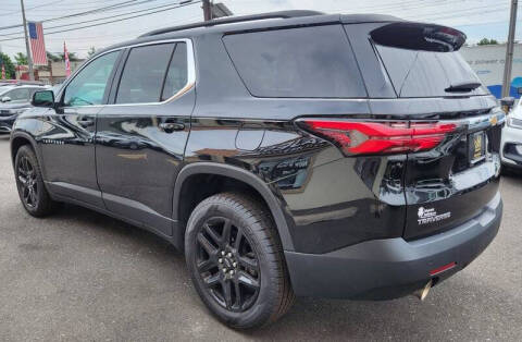 2023 Chevrolet Traverse LT Cloth