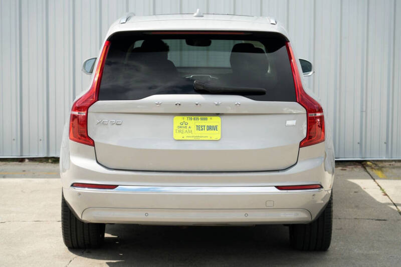 2023 Volvo XC90 Recharge T8 Ultimate Bright Theme 6P