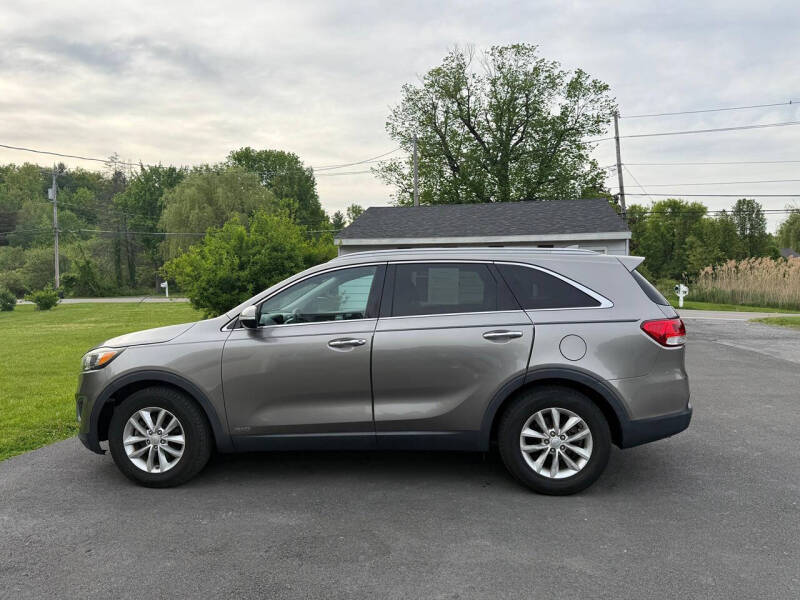 2016 Kia Sorento LX