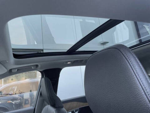 2024 Volvo XC90 Recharge T8 Plus Bright Theme 7P