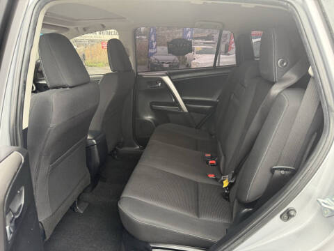 2018 Toyota RAV4 Hybrid XLE