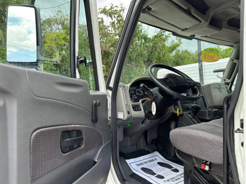 2018 International DuraStar 4300