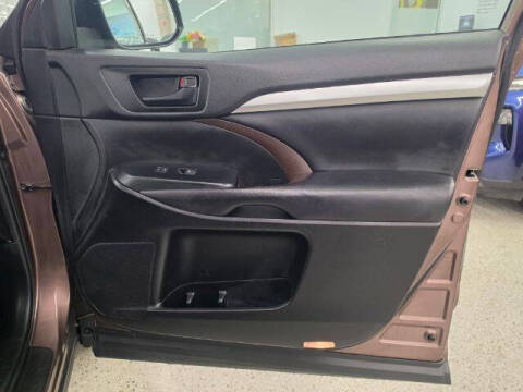 2019 Toyota Highlander LE Plus