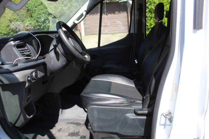 2023 Ford Transit 250