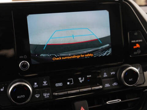 2024 Toyota Highlander Hybrid XLE