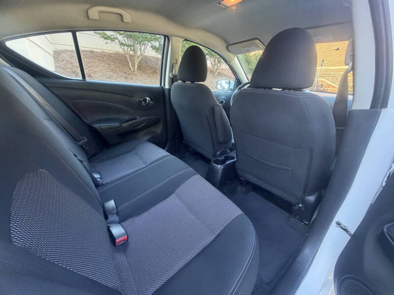 2017 Nissan Versa 1.6 SV