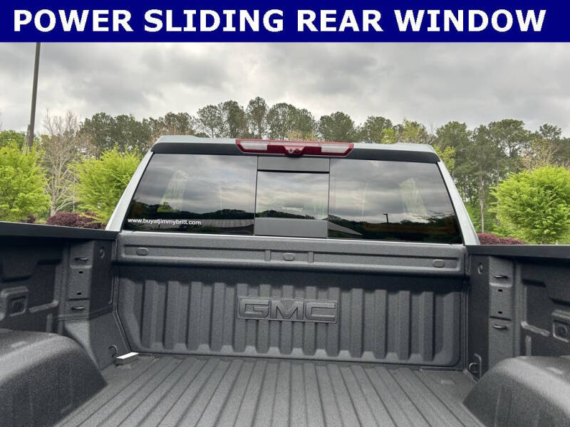 2025 GMC Sierra 1500 AT4X