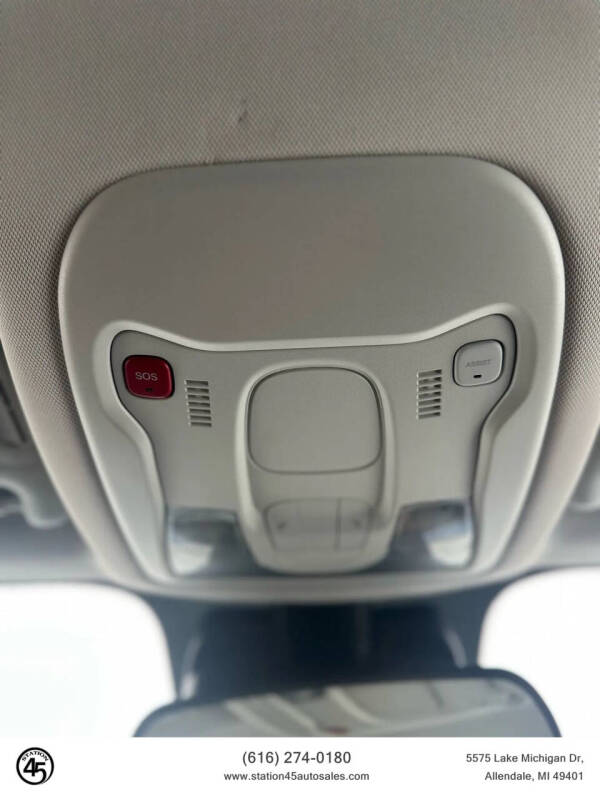 2020 Jeep Renegade Jeepster