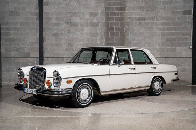 1973 Mercedes-Benz 280-Class