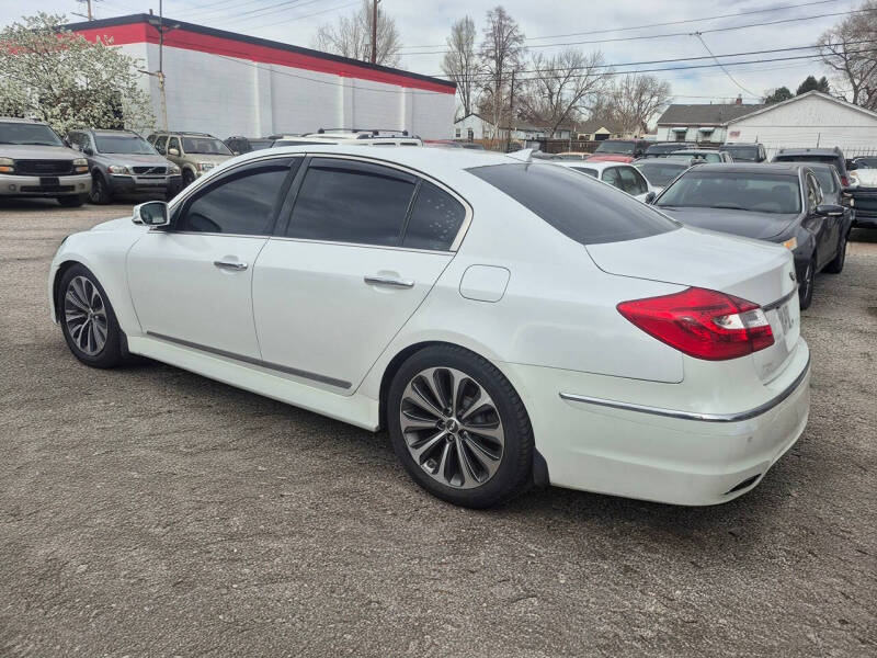 2013 Hyundai Genesis 5.0L R-Spec