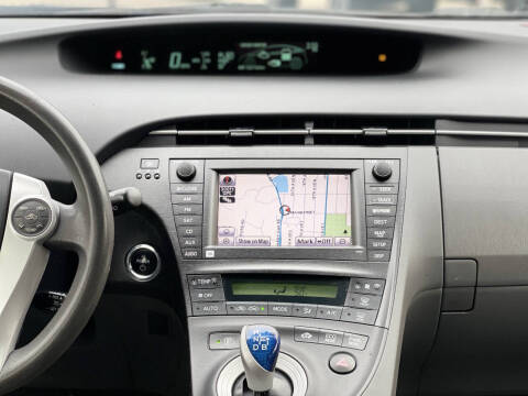 2010 Toyota Prius III