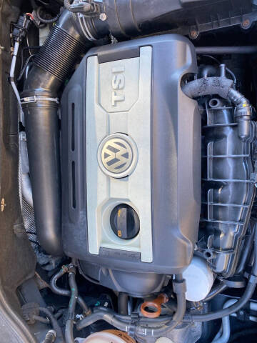 2013 Volkswagen GTI Base PZEV