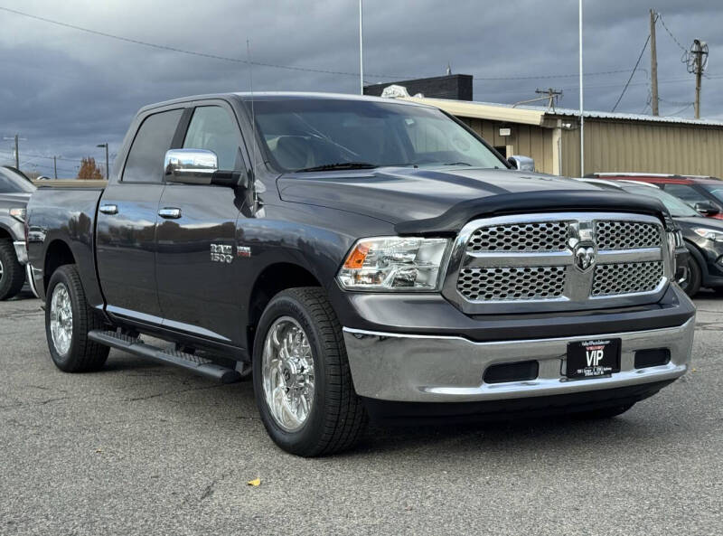 2016 RAM 1500 SLT
