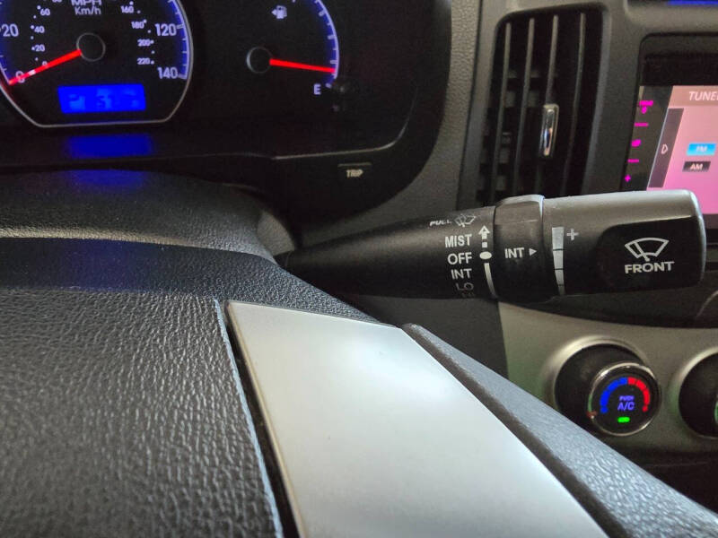 2010 Hyundai Elantra Blue