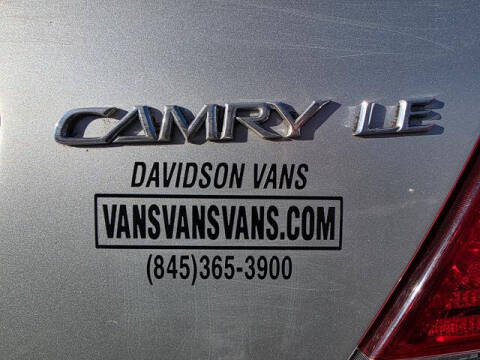 2005 Toyota Camry LE