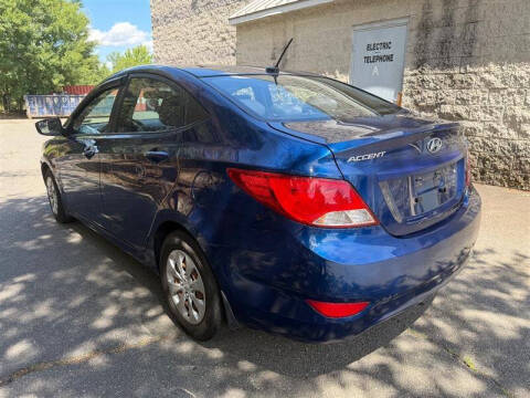 2016 Hyundai Accent SE