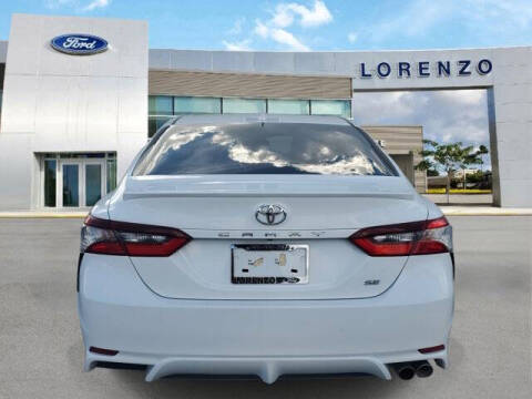 2021 Toyota Camry SE