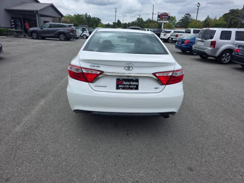 2015 Toyota Camry SE