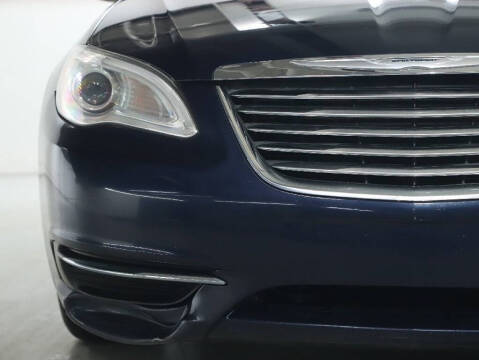 2014 Chrysler 200 LX