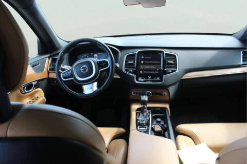 2017 Volvo XC90 T6 Inscription