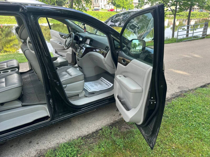 2012 Nissan Quest