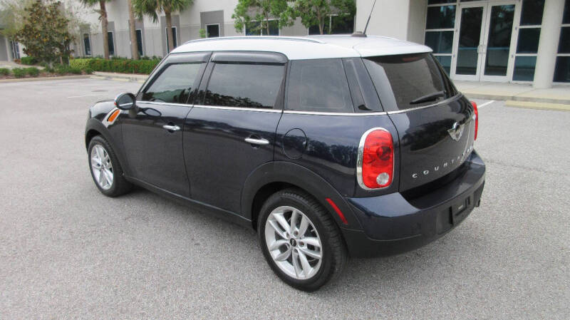 2014 MINI Countryman Countryman photo 3