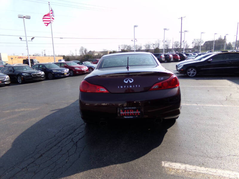 2010 Infiniti G37 Convertible