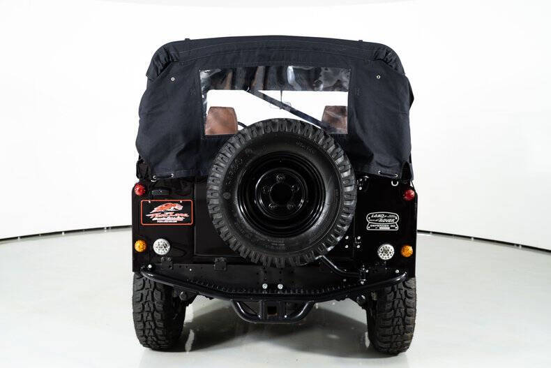 1985 Land Rover Defender